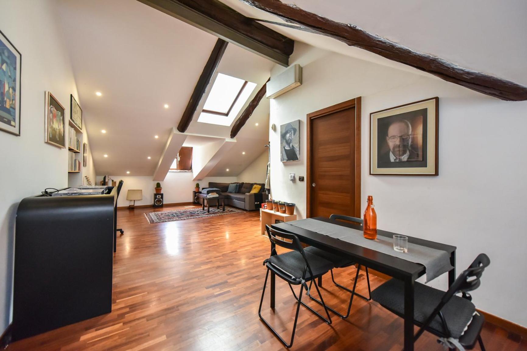 Modern Apartment Piazza Statuto Porta Susa Fs Торино Екстериор снимка