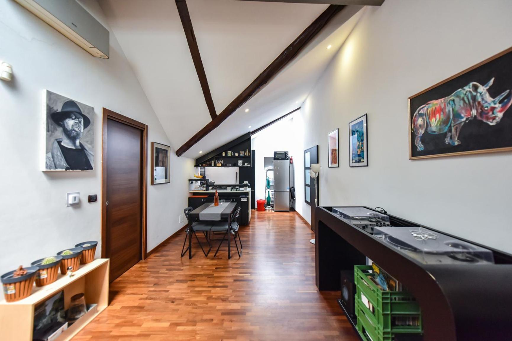 Modern Apartment Piazza Statuto Porta Susa Fs Торино Екстериор снимка