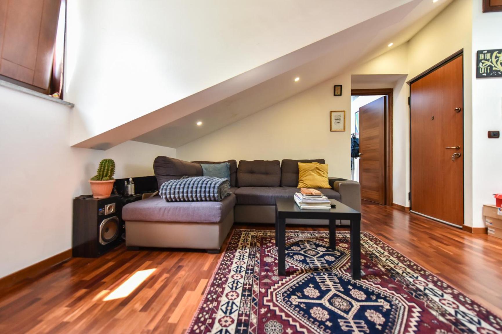 Modern Apartment Piazza Statuto Porta Susa Fs Торино Екстериор снимка