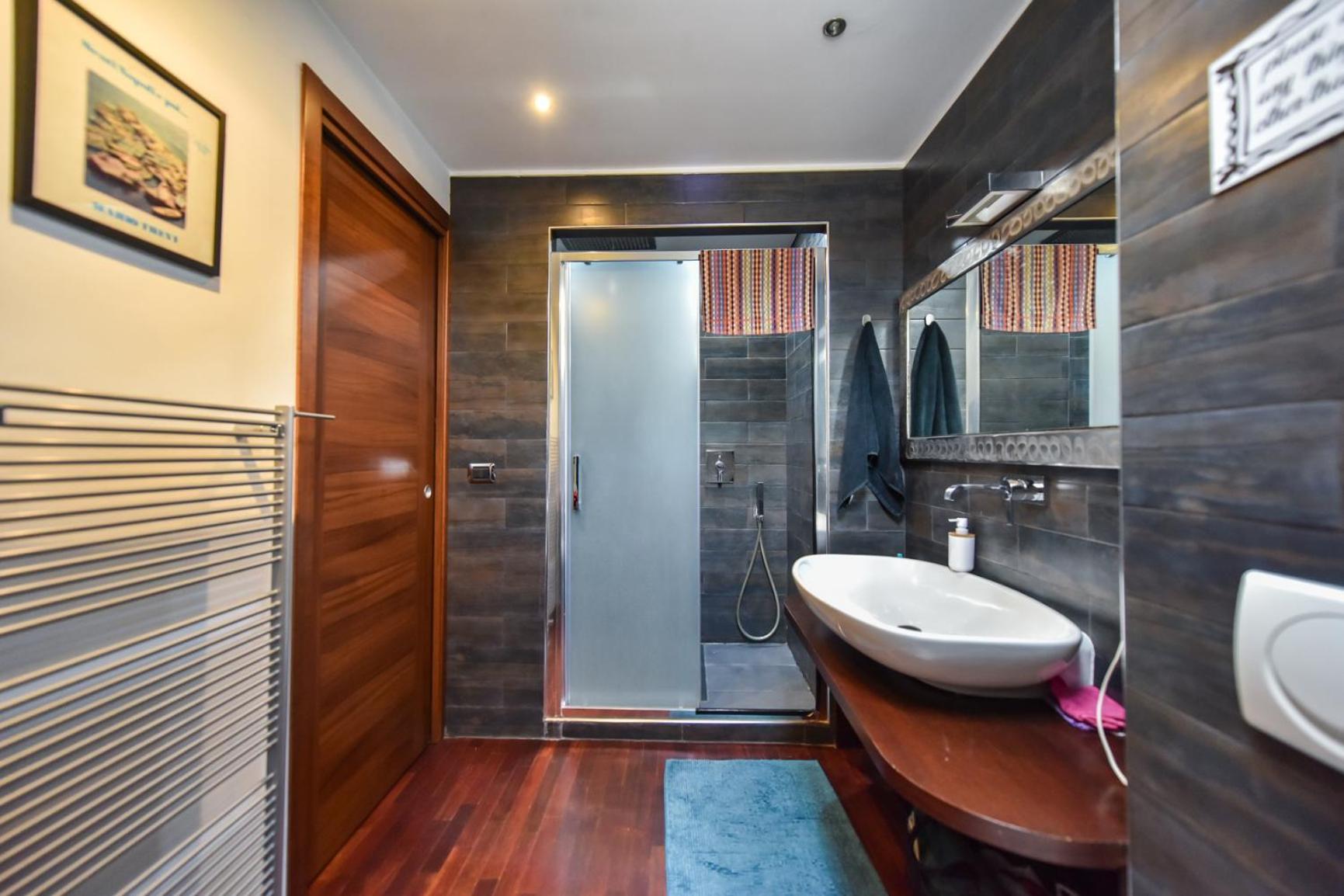 Modern Apartment Piazza Statuto Porta Susa Fs Торино Екстериор снимка